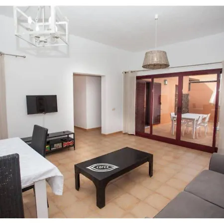Anahi Homes Corralejo -villa Dracaena 4 Holiday home